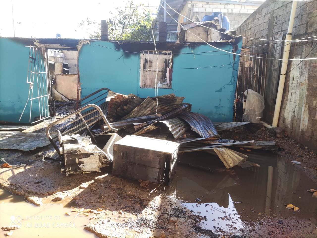 Incendio deja en las calles cuatro familias en San Pedro de Macorís