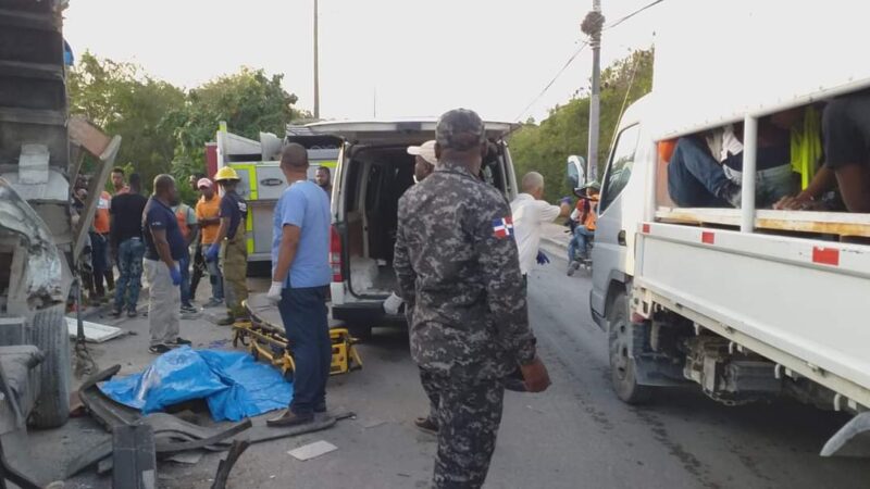Un muerto y varios heridos en accidente de tránsito en carretera Verón-Punta Cana