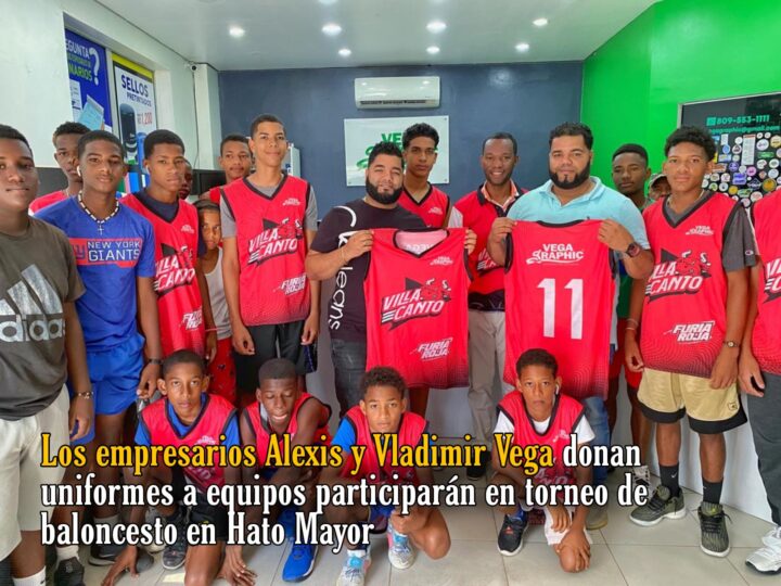 Los empresarios Alexis y Vladimir Vega donan uniformes a equipos participarán en torneo de baloncesto en Hato Mayor