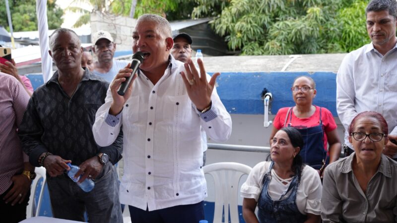 Radhamés González dice no se cierra a posibilidad de aspirar a la alcaldía en SDO