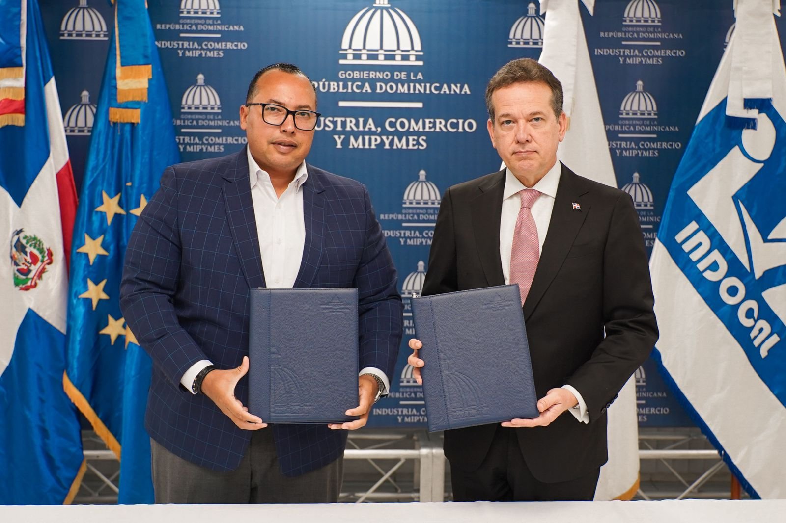 MICM e INDOCAL firman acuerdo para extender programa de certificación a ...