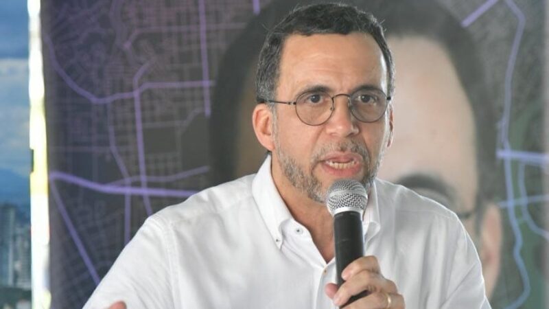 Andrés Navarro reúne dirigencia del PLD y traza plan de trabajo para alcanzar Alcaldía del DN