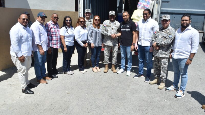 Armada Dominicana realiza operativo médico en SPM