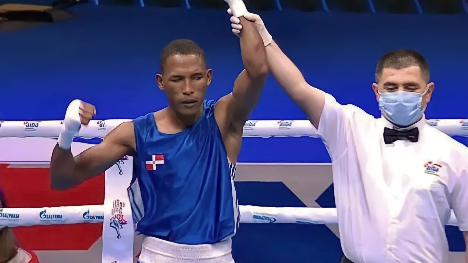 Alexy de la Cruz gana de manera unánime frente a boxeador de Mongolia en Campeonato Mundial de Boxeo