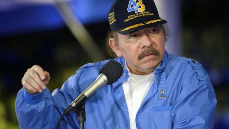 Presidente de Nicaragua congela cuentas bancarias de Iglesia católica